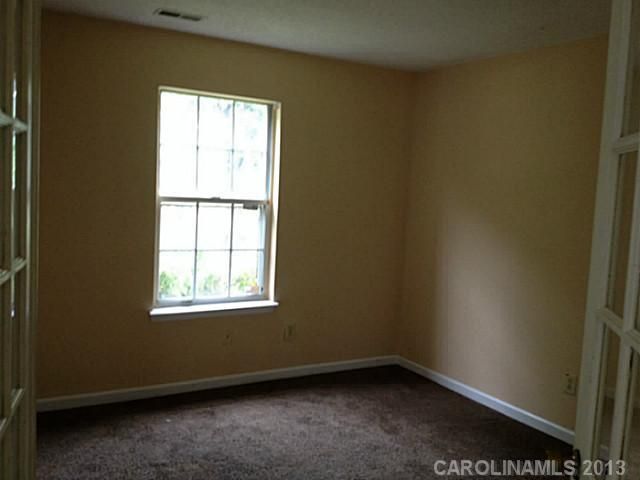 6739 Harrisburg Rd, Charlotte, NC 28227