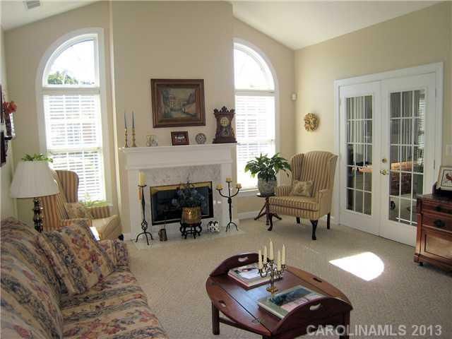8422 Windsor Ridge Dr #D, Charlotte, NC 28277