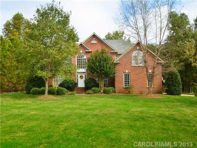 6141 Hunter Ln, Matthews, NC 28104