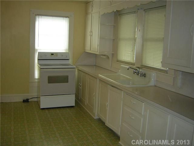 2004 Clay St, Kannapolis, NC 28083
