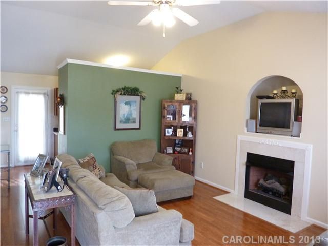 5020 St Charles Dr, Dallas, NC 28034