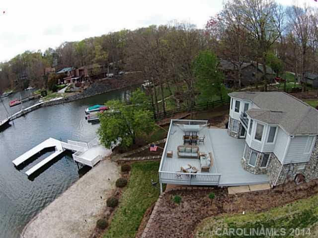 108 Langdon Rd, Mooresville, NC 28117