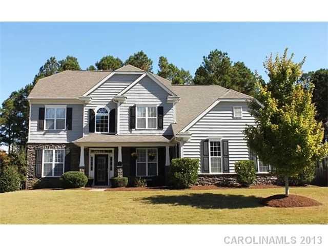 615 Springwood Dr, Waxhaw, NC 28173
