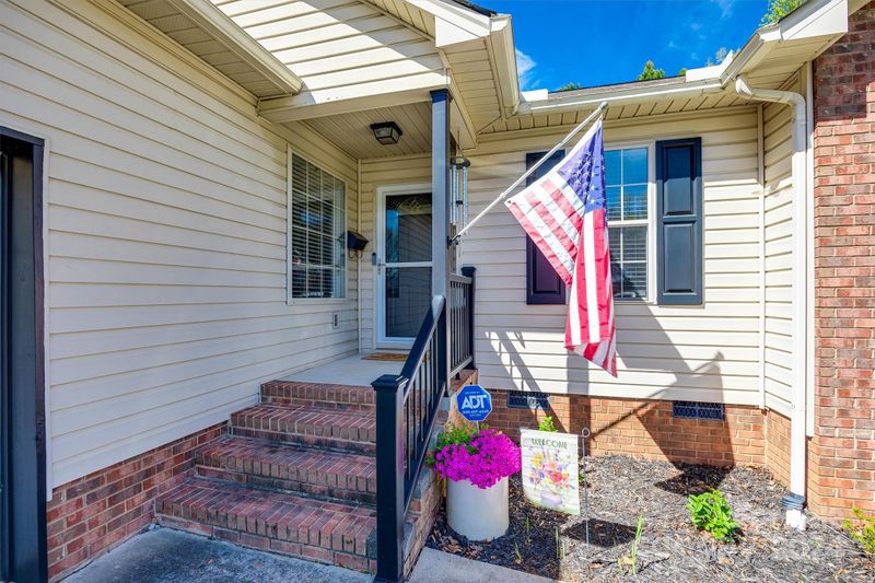 407 Marion St, Clover, SC 29710
