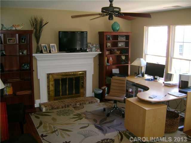 17223 Chardonnay Ct, Cornelius, NC 28031