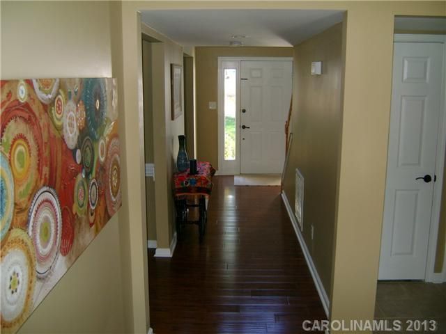17223 Chardonnay Ct, Cornelius, NC 28031