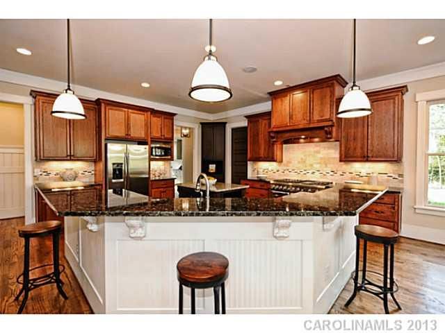 18506 Rosapenny Rd, Charlotte, NC 28278