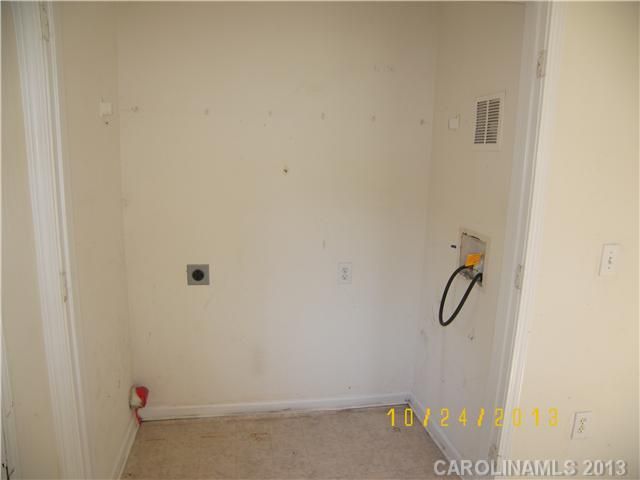 9235 Old Moores Chapel Rd, Charlotte, NC 28214