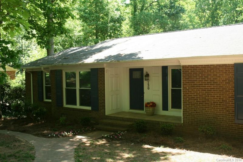 130 Heritage Pl, Mooresville, NC 28115