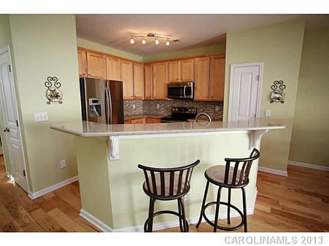 524 Bent Leaf Ct, Fort Mill, SC 29708