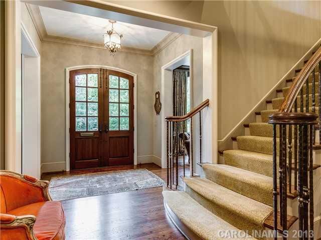 1129 Granville Rd, Charlotte, NC 28207