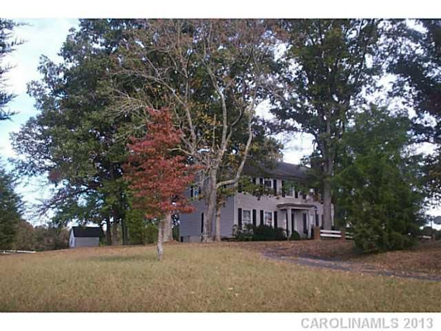 9201 Potters Rd, Matthews, NC 28104