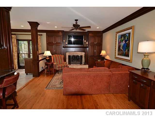 1840 Tanglebriar Ct, Matthews, NC 28104