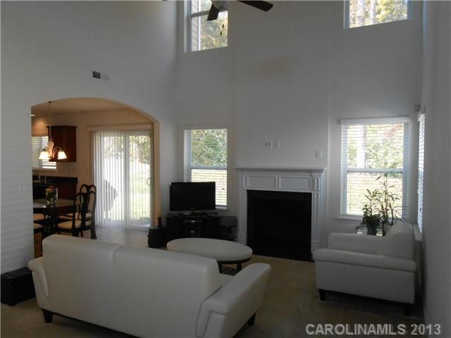 5611 Turtleback Ct, Charlotte, NC 28269