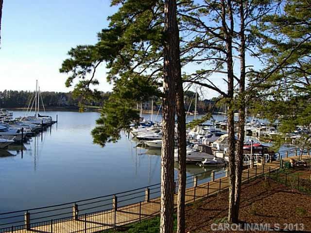 18321 Harbor Light Blvd, Cornelius, NC 28031