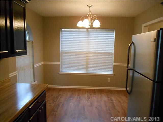 7501 Little Fox Ln, Charlotte, NC 28227