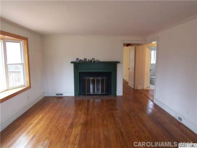 2717 Toddville Rd, Charlotte, NC 28214