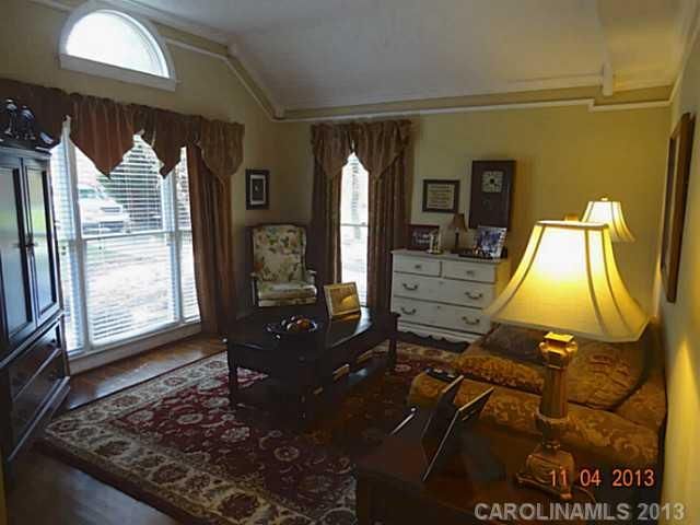 9301 Magnolia Estates Dr, Cornelius, NC 28031
