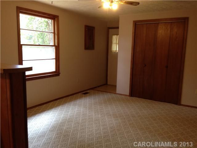 5710 Ilford St, Charlotte, NC 28215
