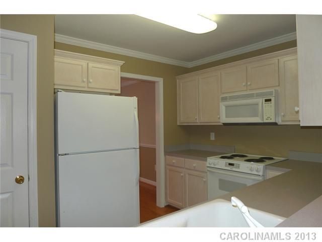 198 NW 39th Avenue Ct #198, Hickory, NC 28601