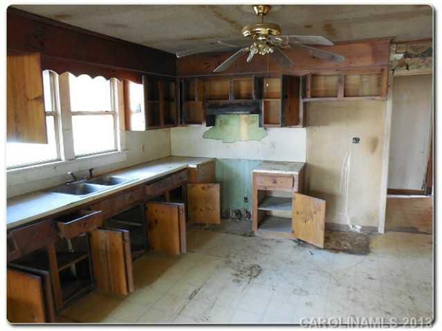 622 Hickory Grove Rd, Gastonia, NC 28056