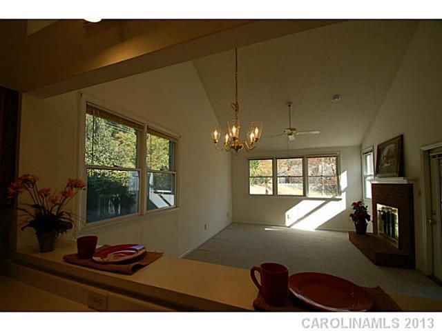 19960 Oak Leaf Cir #14, Cornelius, NC 28031