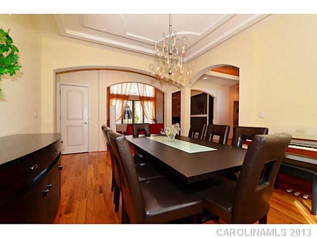 2528 Walker Rd, Matthews, NC 20105