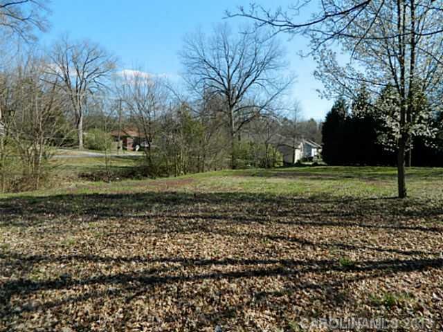 44 NW Willowbrook Dr, Concord, NC 28027