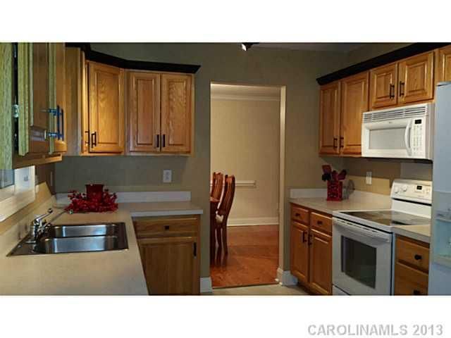 1300 Reflections Dr, Monroe, NC 28112