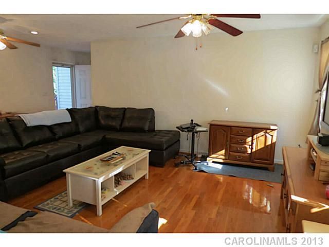 3733 Hayden Dr, Charlotte, NC 28269