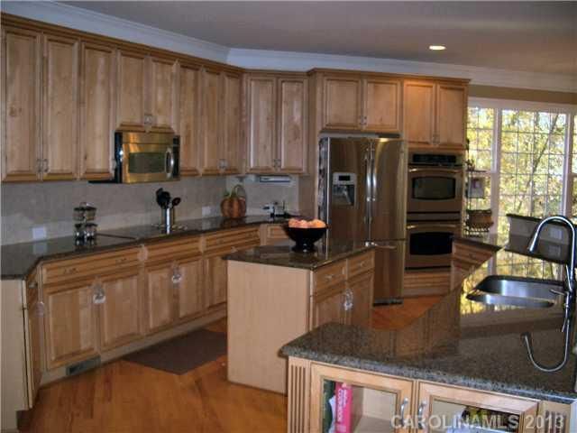 4290 Sailview Dr, Denver, NC 28037