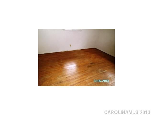 5139 White Store Rd, Wingate, NC 28174