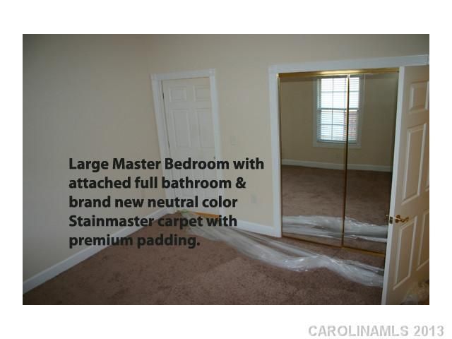 9155 Meadow Vista Rd #9155, Charlotte, NC 28213