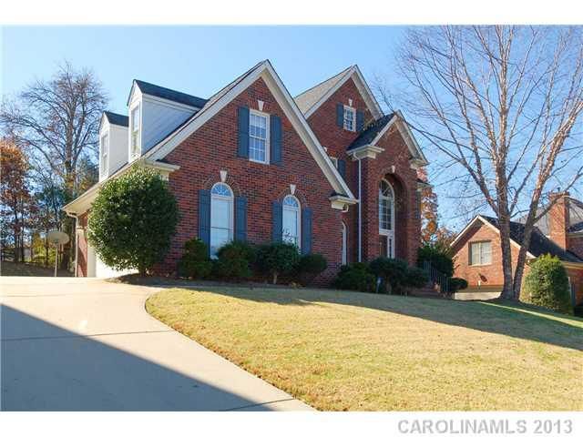137 Sardis Pointe Rd, Matthews, NC 28105