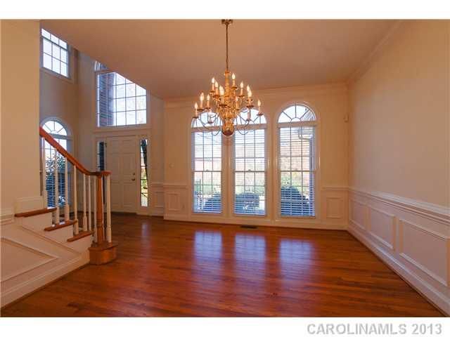 137 Sardis Pointe Rd, Matthews, NC 28105