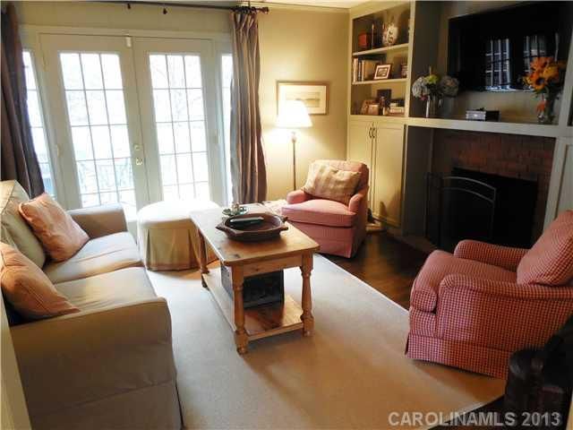 3715 Severn Ave, Charlotte, NC 28210
