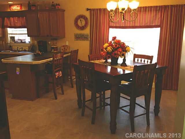 4614 Locklyn Rd, Waxhaw, NC 28173
