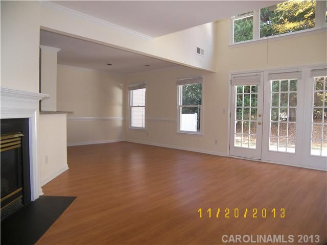 8721 Fox Chase Ln #8721, Charlotte, NC 28269