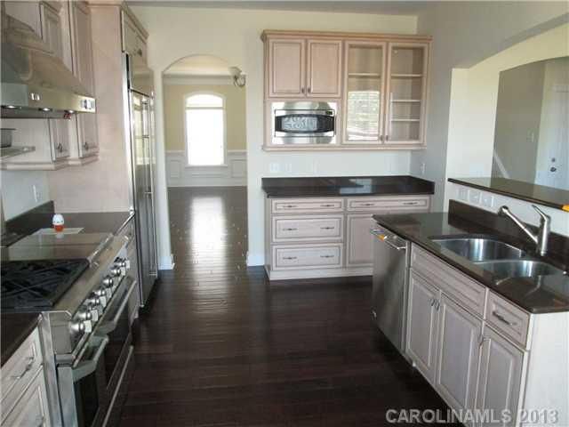 2181 NW Barrowcliffe Dr, Concord, NC 28027