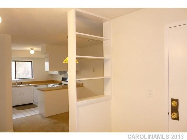 4831 Spring Lake Dr #4831 E, Charlotte, NC 28213