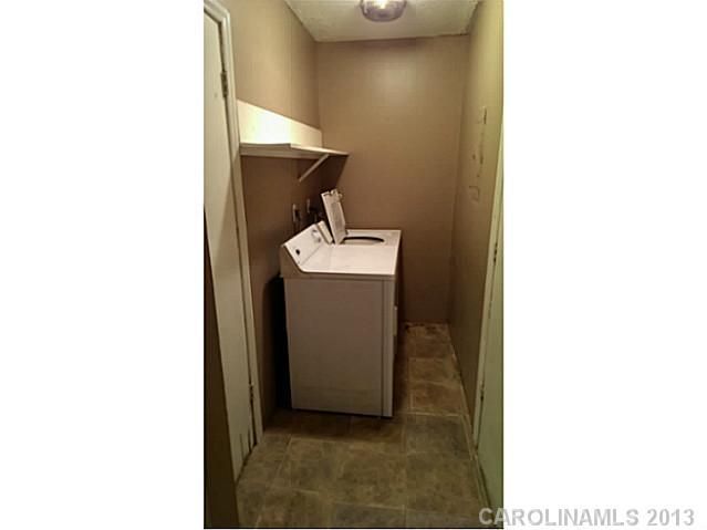 408 Spring Hill Rd, Matthews, NC 28104
