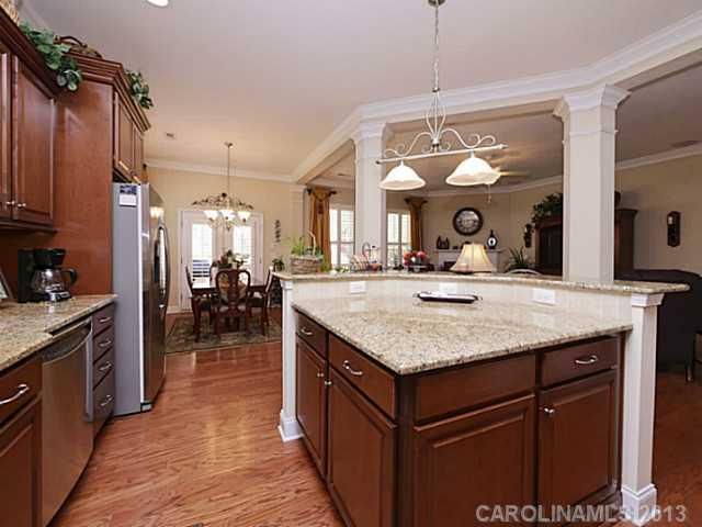 17135 Lake Path Dr, Cornelius, NC 28031