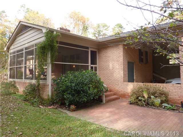 4918 Fieldview Rd, Charlotte, NC 28211