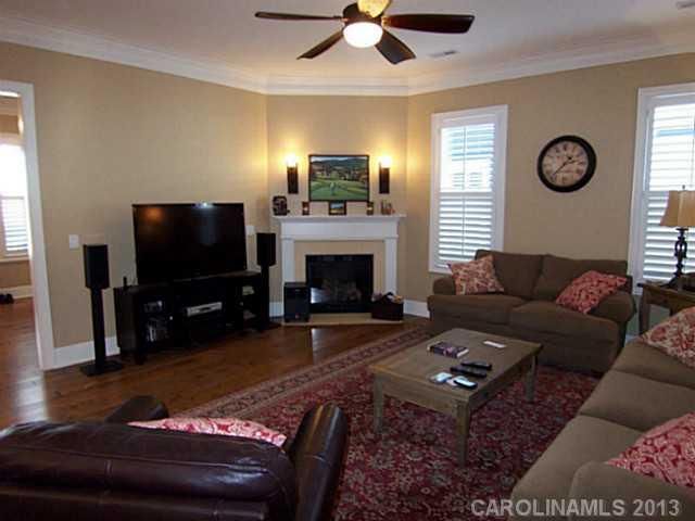 706 Loretto Ln, Fort Mill, SC 29715
