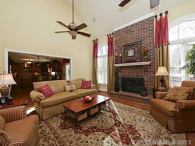 163 Malibu Rd, Mooresville, NC 28117