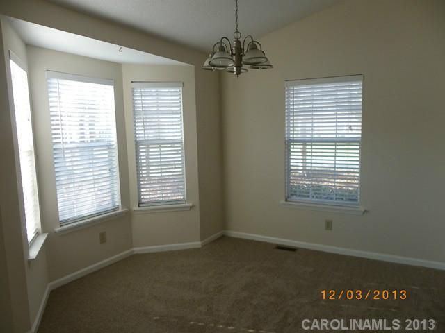 8101 Circle Tree Ln #_, Charlotte, NC 28277