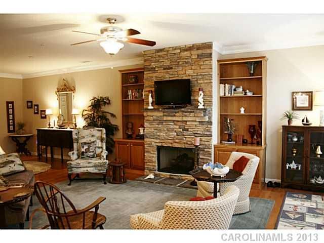 108 Inlet Point Dr #61, Tega Cay, SC 29708