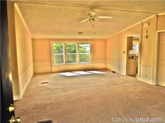 4445 Slanting Bridge Rd, Sherrills Ford, NC 28673