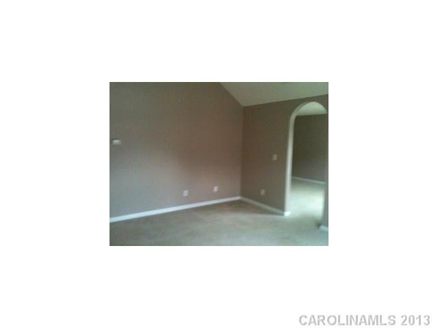 5934 Old Plank Rd, Charlotte, NC 28216