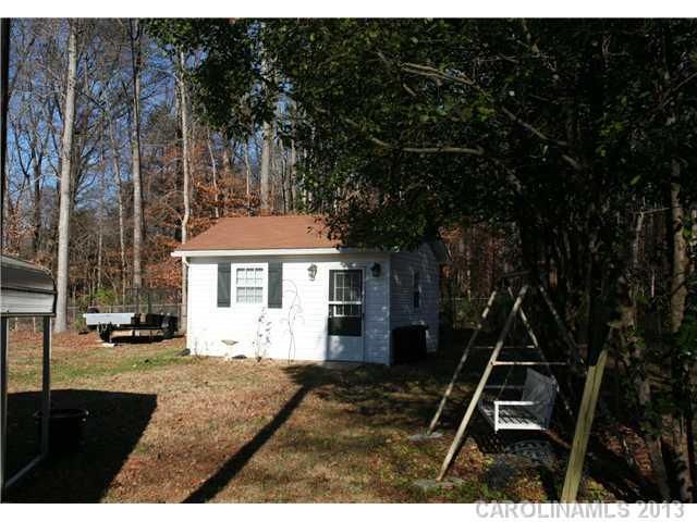 314 Meadowood Cir, Kannapolis, NC 28081